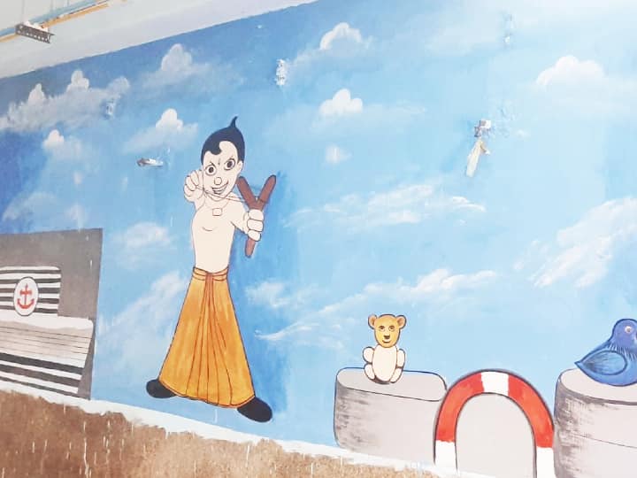 Gaya ANMMCH Cartoons being made on the walls to entertain the children in the hospital ann बिहारः अस्पताल में बच्चों का दिल बहलाने के लिए दीवारों पर बनाए जा रहे कार्टून, खिलौने की भी व्यवस्था