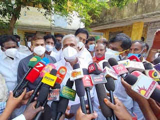 இருப்பவர்களிடம் எடுத்து, இல்லாதவருக்கு கொடுப்போம் - அமைச்சர் சேகர் பாபு!