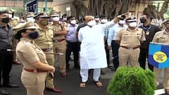 पुणे पोलीस मुख्यालयातील बांधकामावरुन Ajit Pawar यांनी अधिकारी-ठेकेदाराला खडसावलं