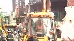 हर मानसून गिरती हैं Mumbai में इमारतें, कौन है इसका जिम्मेदार? | घंटी बजाओ