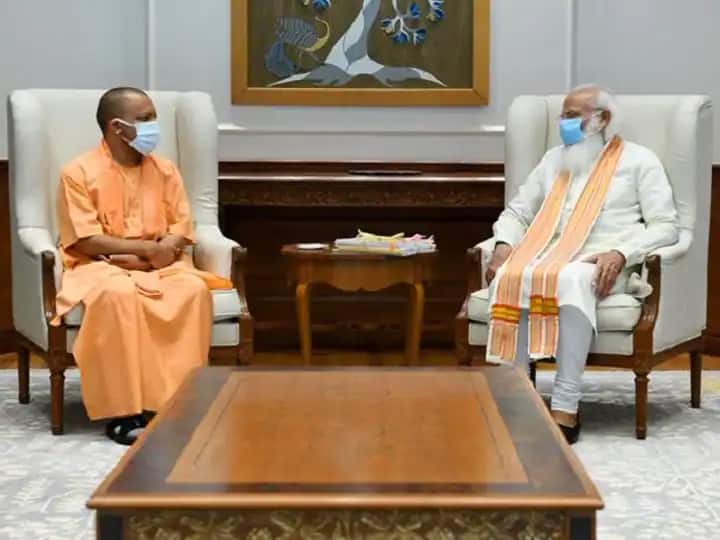PM Narendra Modi will hold a meeting with UP CM Yogi Adityanath over Assembly Election यूपी विधानसभा चुनाव: दिल्ली में आज भी जारी रहेगा बीजेपी का मंथन, सीएम योगी के साथ बैठक करेंगे पीएम मोदी