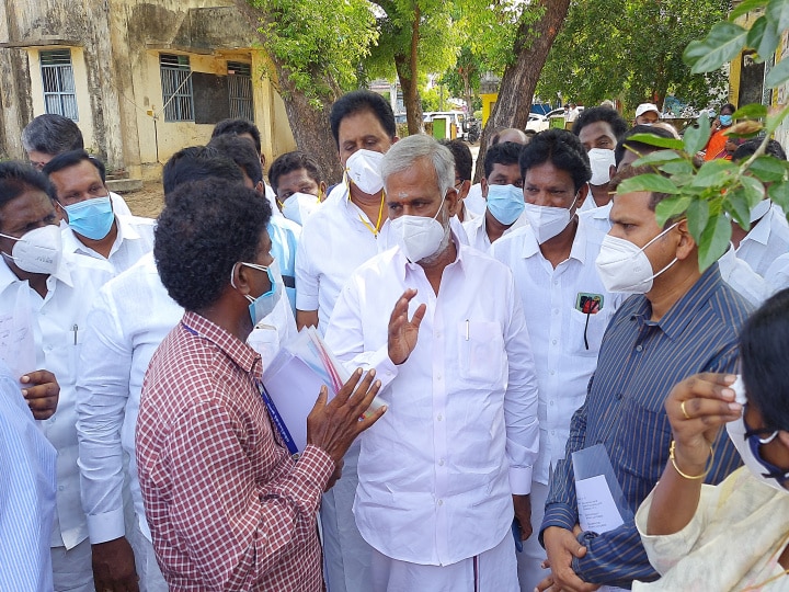 இருப்பவர்களிடம் எடுத்து, இல்லாதவருக்கு கொடுப்போம் - அமைச்சர் சேகர் பாபு!