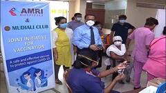 Covid Vaccination: অনুষ্ঠান বাড়িতে ভ্যাকসিনেশন ক্যাম্প করে পাড়ার বয়স্কদের টিকা দিল মুদিয়ালি ক্লাব