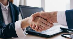 ભારતમાં આ IT  પ્રોફેશનલ્સને નોકરી બદલવા પર 40 ટકા પગાર વધારો મળવાનું અનુમાન 