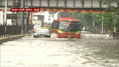Mumbai Rains : मुंबईतील सायनच्या गांधी मार्केटमध्ये पाणी साचलं