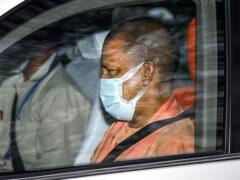 योगी आदित्यानाथ का 27 घंटों का दिल्ली दौरा, चली मैराथन बैठक | देखें तस्वीरें