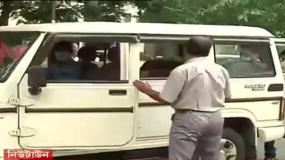 Newtown Encounter: পেনড্রাইভে হলিউডি থ্রিলার, ল্যাপটপে নকল আধার কার্ডের সফটওয়্যার, কী কী মিলল দুই গ্যাংস্টারের ফ্ল্যাটে?