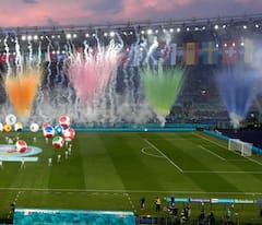 Euro Cup photos: চোখধাঁধানো উদ্বোধন, ইউরোয় গ্যালারিতে ফিরল দর্শক