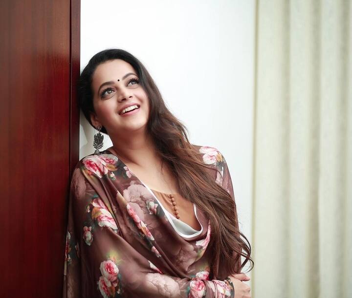 நடந்தாய் திசை அறிந்தேன் பாவனா