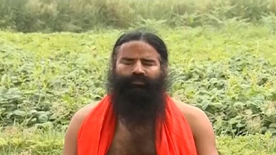 યોગ ભગાવે રોગ: ઓમના ઉચ્ચારણથી પેટ સંબંધી બીમારી રાખો દૂર, શ્વાસની વર્ષો જૂની તકલીફ થાય છે સારી