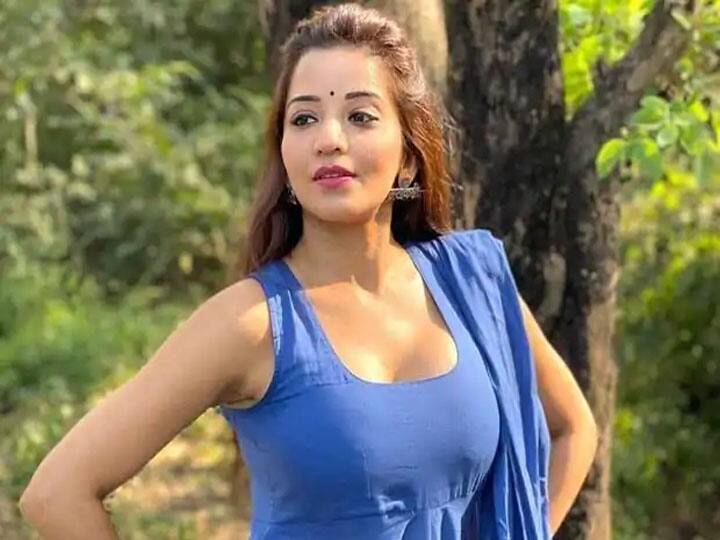 मोनालिसा उर्फ अंतरा बिस्वास भी उतनी ही लोकप्रिय हैं. कई भाषाओं की फिल्मों में काम करने के बाद, मोनालिसा ने 2008 में फिल्म भोले शंकर से भोजपुरी में अपने करियर की शुरुआत की थी. उन्होंने लोकप्रिय रियलिटी शो, बिग बॉस 10 में अपनी खास जगह बनाई थी. वो हर एक फिल्म के लिए 5 से 7 लाख रुपये लेती हैं.