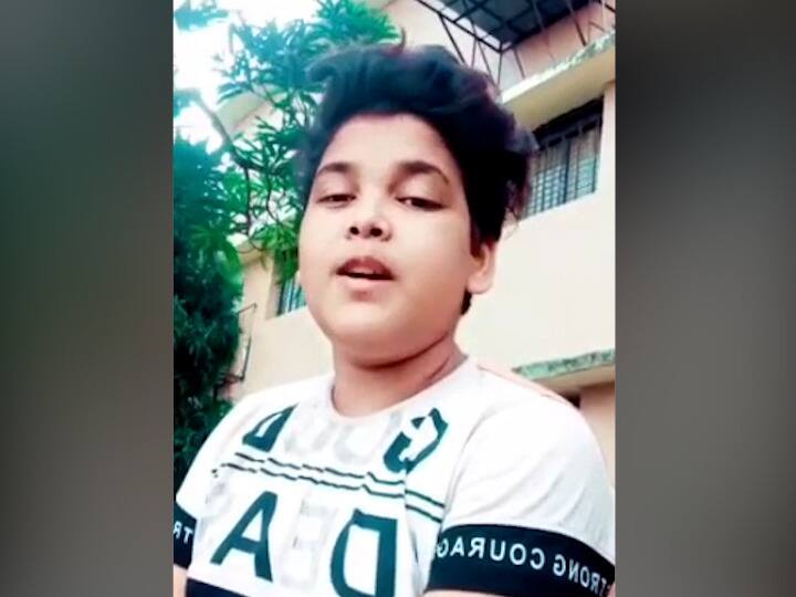 Nagpur singing video of 16 year old Raj Pandey goes viral who kidnapped and murdered  Nagpur : 'आयेगी याद तुम्हे मेरी वफाये...'अपहरण करुन हत्या झालेल्या 16 वर्षीय राज पांडेचा व्हिडीओ व्हायरल