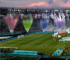 Euro Cup photos: চোখধাঁধানো উদ্বোধন, ইউরোয় গ্যালারিতে ফিরল দর্শক