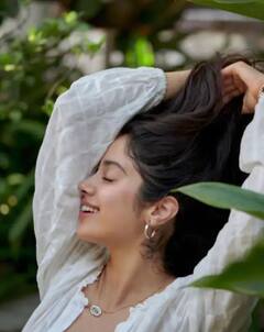 Jahnvi Kapoor ਨੇ ਗਾਰਡਨ 'ਚ ਕਰਵਾਇਆ ਫੋਟੋਸ਼ੂਟ, ਸੋਸ਼ਲ ਮੀਡੀਆ 'ਤੇ ਆਪਣੇ ਖੂਬਸੂਰਤ ਅੰਦਾਜ਼ ਨਾਲ ਛਾਈ 