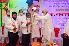 पंतप्रधानांनी 'मन की बात'मधून गौरविलेले अकोल्याचे मुरलीधर राऊत काँग्रेसमध्ये, नाना पटोलेंच्या उपस्थितीत पक्षप्रवेश