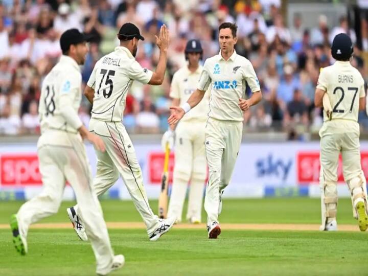 Trent Boult swings the test match in favour of Newzealand against England in 2nd Test 2ஆவது டெஸ்ட்: போல்ட் வேகத்தில் சுருண்ட இங்கிலாந்து; வலுவான நிலையில் நியூசிலாந்து!