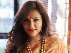 रामायण' की सीता Dipika Chikhlia ने अपने पूरे परिवार के साथ शेयर की फोटो, एक ही फ्रेम में दिखाई दी दोनों बेटियां