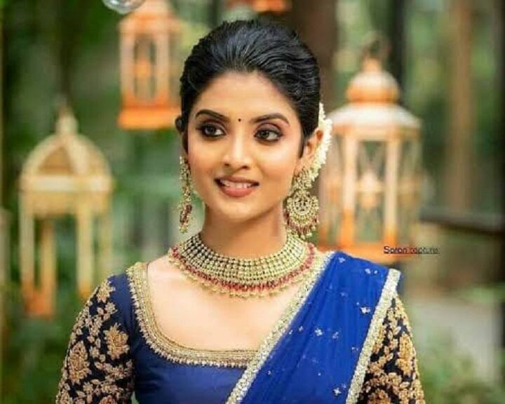 அதில் இவர் நடிப்பு இவருக்கான டோலிவுட் எண்ட்ரி டிக்கெட்டாக அமைந்தது