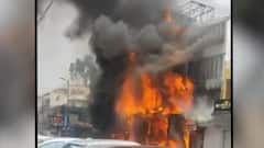 Delhi: लाजपत नगर में कपड़े के शोरूम में लगी भीषण आग, दमकल की 16 गाड़ियां मौके पर मौजूद