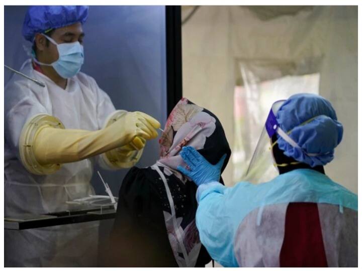 Coronavirus India Updates 84332 New COVID-19 and 4002 Fatalities Reported in Last 24 Hours Coronavirus India Updates: தொடர்ந்து குறையும் கொரோனா... ஆனாலும் அலர்ட்டா இருங்க!