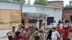 Panchayat Elections : सुल्तानपुर में फर्जी वोटिंग पर बड़ा बवाल, पुलिस पर पथराव