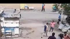 Surat: વરેલી ગામમાં અસામાજિક તત્વોનો આતંક, દુકાનદારે ભણાવ્યો પાઠ, જુઓ વીડિયો