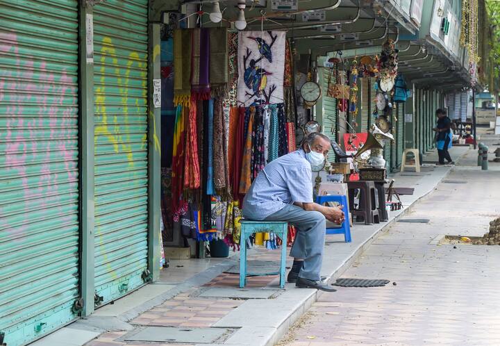 After weeks of lockdown, Delhi has started to maintain a dip in the new daily cases of Coronavirus. In wake of slight improvemnent in Covid situation in national capital, Delhi Chief Minister Arvind Kejriwal has announced that the national capital will be completely unlocked from Monday June 14.