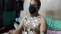 Vaccine लगवाने के बाद क्या शरीर वाकई बन रहा चुंबक? देखिए क्या कहते हैं Expert