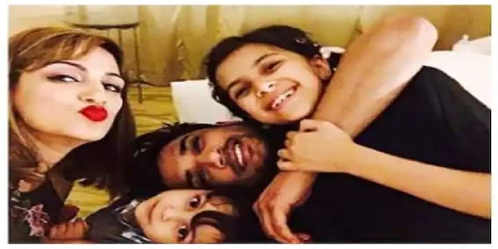 এই ছবিতে সুশান্তকে ভাগ্নার সঙ্গে মজা করতে দেখা যাচ্ছে