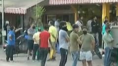 અમદાવાદના અલગ અલગ ખાણીપીણીની દુકાનો પર ઉમટી ભીડ, જુઓ વીડિયો