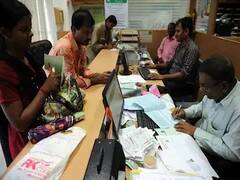 প্রভিডেন্ট ফান্ড অ্যাকাউন্টের নতুন নিয়মে নাজেহাল, মেয়াদ বাড়ানোর দাবি শ্রমিক সংগঠনগুলির