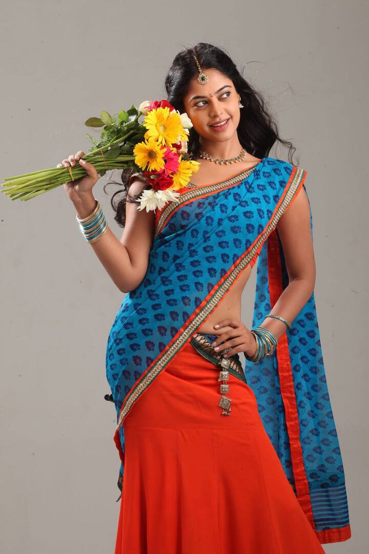 பூ பூக்கும் ஓசை... அதை கேட்கத்தான் ஆசை!