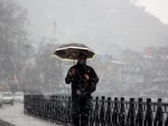 Weather Update: जम्मू में रविवार सुबह बारिश होने से लोगों को गर्मी से मिली राहत, तापमान 20.6 डिग्री दर्ज