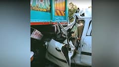 Yamuna Expressway पर एक्सीडेंट में 3 की मौत, खड़े ट्रक में जा घुसी कार। Yamuna Expressway Accident