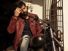 Santhosh Prathap | இவர் பாக்சர் ராமன்..! நடிகர் சந்தோஷ் பிரதாப்பின் மாஸ் கிளிக்ஸ்!