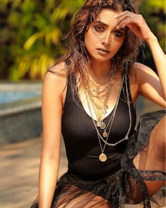 IN PICS | TV Actress Tina Datta Looks Drop Dead Gorgeous In Black Bikini