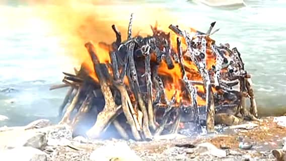 Indira Hridayesh हुईं पंचतत्व में विलीन , नम आंखों से दी लोगों ने विदाई