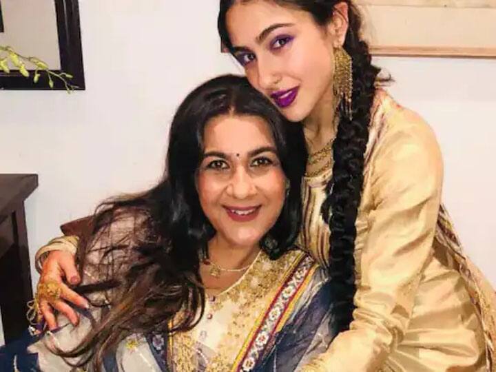 सैफ अली खान इस लेटर को सीधे करीना के पास ले गए और कहा कि एक बार देख लो, अगर ठीक है तो भेजने की सोच रहा हूं. करीना ने देखा और कहा कि बहुत अच्छा भेजो. उसके कुछ देर बाद सारा ने सैफ को फोन किया और कहा कि वो वैसे ही शादी में आने वाली थीं, लेकिन अब पूरे मन से शामिल होंगी.
