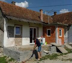 ਸਿਰਫ਼ 12 ਰੁਪਏ ਦੇ ਕੇ ਬਣ ਜਾਓ ਘਰ ਦੇ ਮਾਲਕ