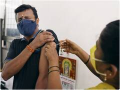 यूपी: 14 दिनों में ही लग गया 51 लाख लोगों को टीका, जून में 1 करोड़ कोरोना वैक्सीन लगाने का लक्ष्य