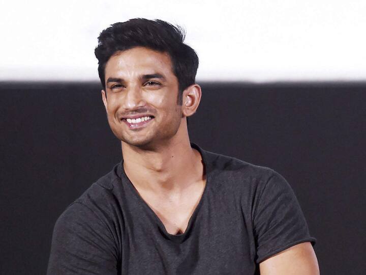 Sushant Singh Rajputs Facebook DP Changed, caught the attention of many fans and baffled Sushant Singh Facebook: মৃত্যুর ১ বছর পর হঠাৎ বদলে গেল সুশান্ত সিং রাজপুতের ফেসবুক ডিপি!