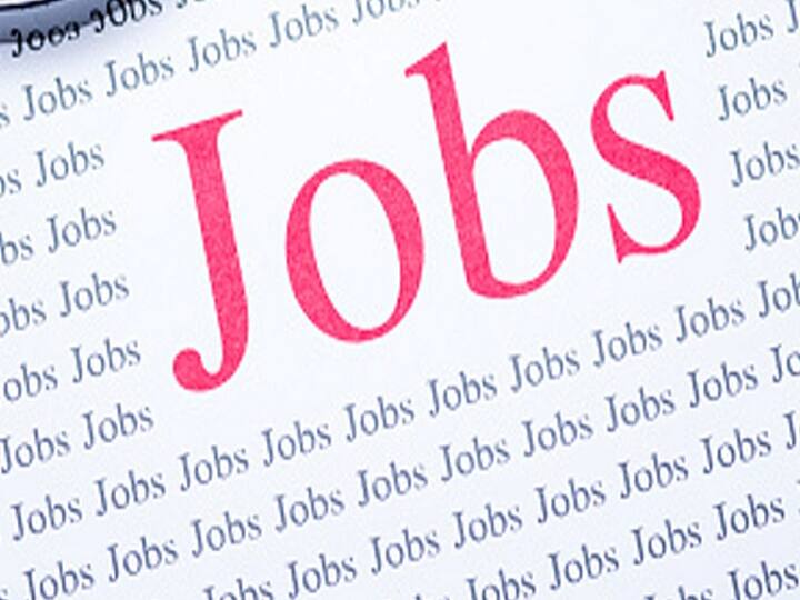 Indian Railway Recruitment 2021Government job vacancies for Staff Nurse, details Indian Railway Recruitment 2021: भारतीय रेल्वेमध्ये 'या' पदावर नोकरीची संधी