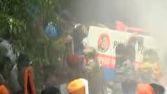 ਕੈਪਟਨ ਦੀ ਰਿਹਾਇਸ਼ ਵੱਲ ਜਾੰਦੇ SAD-BSP ਵਰਕਰਾਂ 'ਤੇ ਪੁਲਿਸ ਨੇ ਬੈਰੀਕੇਡਿੰਗ ਕਰ ਵਾਟਰ ਕੈਨਨ ਦਾ ਕੀਤਾ ਇਸਤੇਮਾਲ