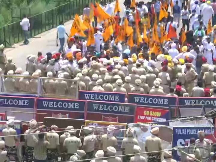 Punjab, Shiromani Akali Dal leaders-workers hold a protest against the state government outside the residence of CM Captain Amarinder Singh पंजाब: 'वैक्सीन घोटाले' के खिलाफ अकाली का बड़ा प्रदर्शन, कैप्टन के फार्म हाउस को घेरने की कोशिश