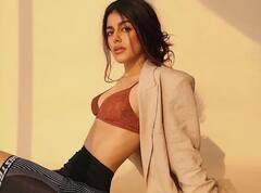 પ્રથમ ફિલ્મમાં જ ત્રણ એવોર્ડ જીતવામાં સફળ રહી Pooja Bedi ની દિકરી Alaya F, જુઓ સ્ટનિંગ તસવીરો