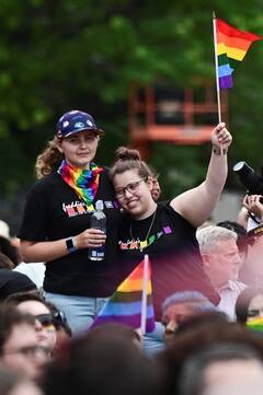 Pride Festival 2021 : எங்கள் காதல்..எங்கள் பெருமை - சர்வதேச ப்ரைட் திருவிழா புகைப்படங்கள்..!