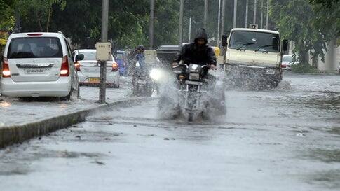 What did the meteorological department forecast regarding rainfall in Gujarat ગુજરાતમાં વરસાદને લઇને હવામાન વિભાગે શું કરી આગાહી, જાણો વિગત