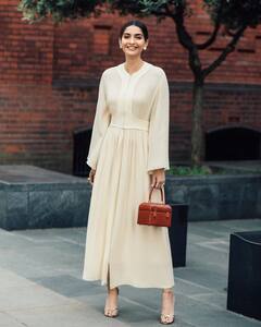 IN PICS | Sonam Kapoor Ditches Stereotypical Colours For Her Date Night With Anand Ahuja; Looks Surreal In Ivory Outfit
