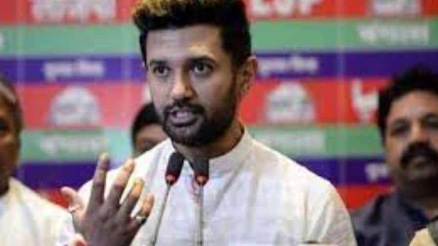 LJP Infighting Grows Intense; Five MPs Opposing Chirag Paswan Removed From Party LJP Infighting Grows Intense; Five MPs Opposing Chirag Paswan Removed From Party