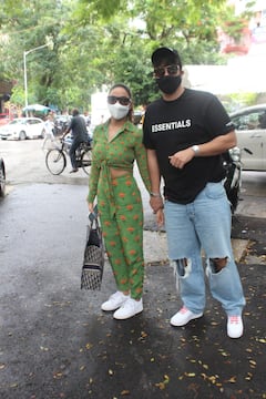 PICS: Bigg Boss 14's Aly Goni & Jasmin Bhasin Step Out For Lunch Date